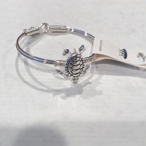 Turtle bracelet -silver